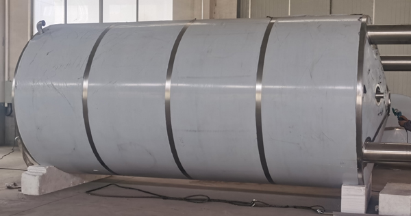 不銹鋼大儲(chǔ)罐